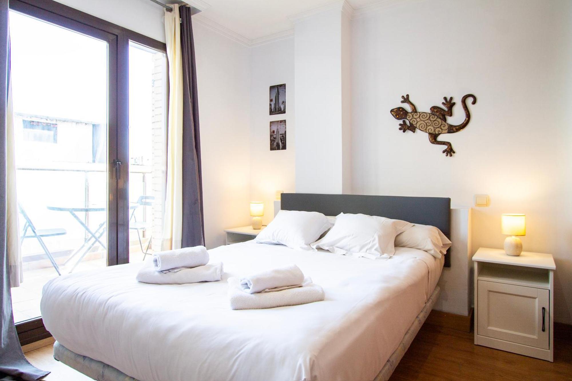 Apartamentos Adelfas Madrid Exterior photo